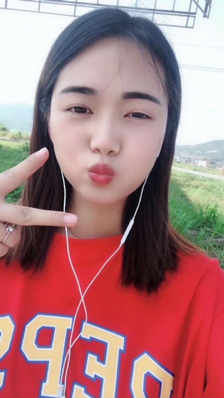 深拥必定温暖的第一张照片--长乐交友网