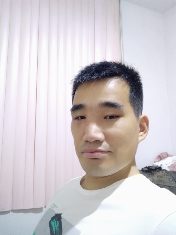 大男孩的第一张照片--长乐交友网