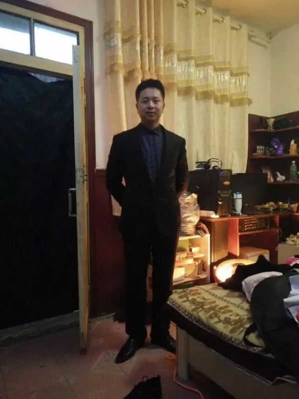 亮亮的第一张照片--长乐交友网
