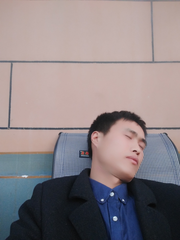 有钱爱情才能长久的第一张照片--长乐交友网