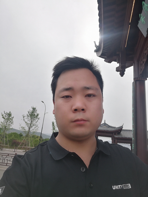 微笑的第一张照片--长乐交友网