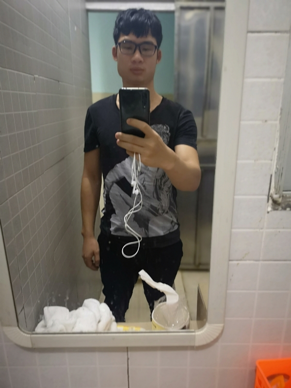 右手的执着的第一张照片--长乐交友网