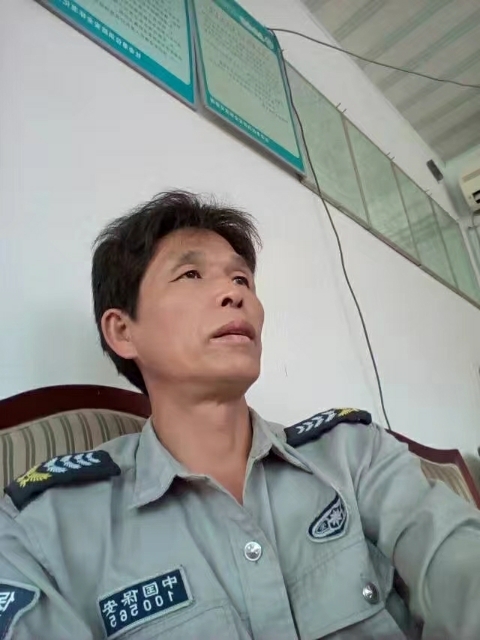 卧窗听雨的第一张照片--长乐交友网