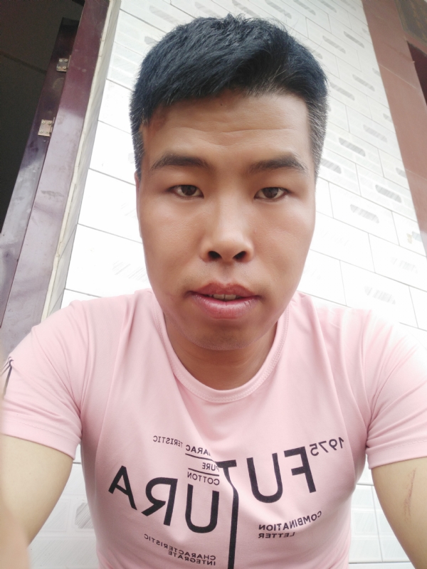 守护爱情的第一张照片--长乐交友网