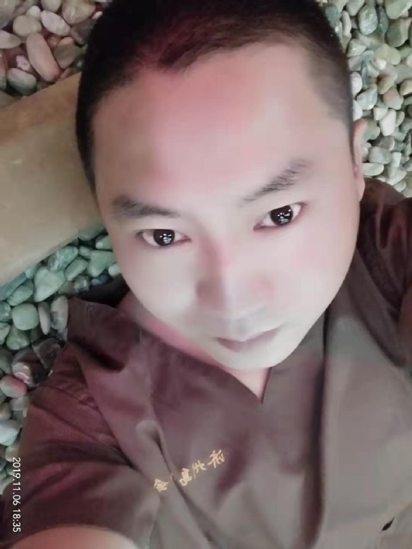 红枫叶的第一张照片--长乐交友网