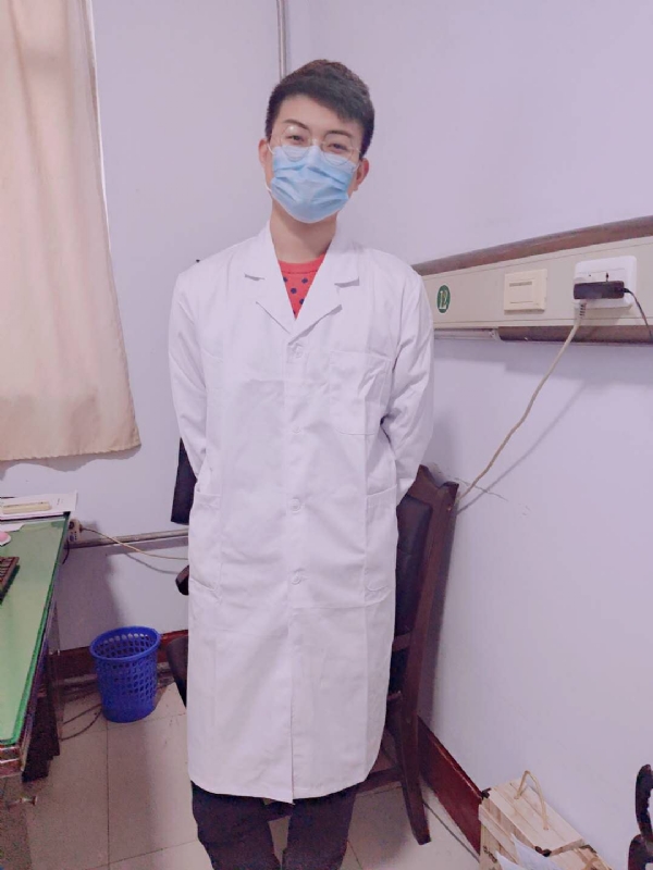 Leslie的第一张照片--长乐交友网