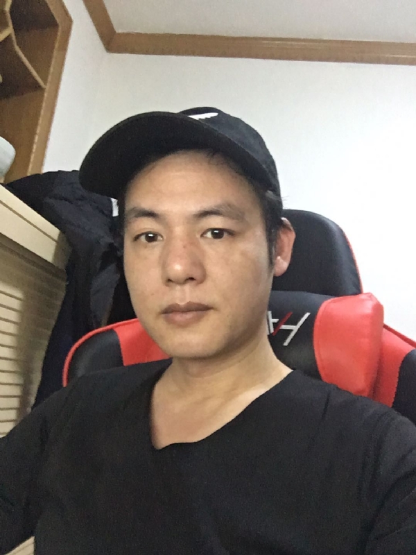 扛枪打鸟的第一张照片--长乐交友网