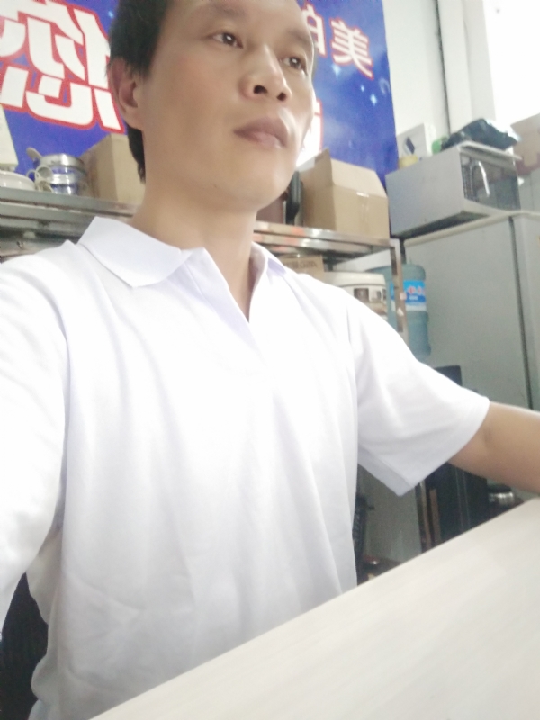 深蓝色的海的第一张照片--长乐交友网
