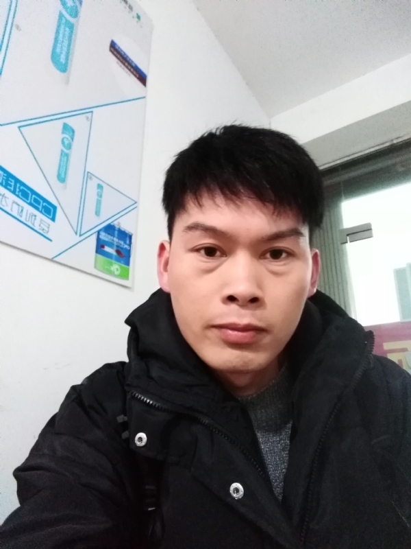 微笑的第一张照片--长乐交友网