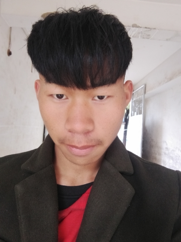 少年不在少的第一张照片--长乐交友网