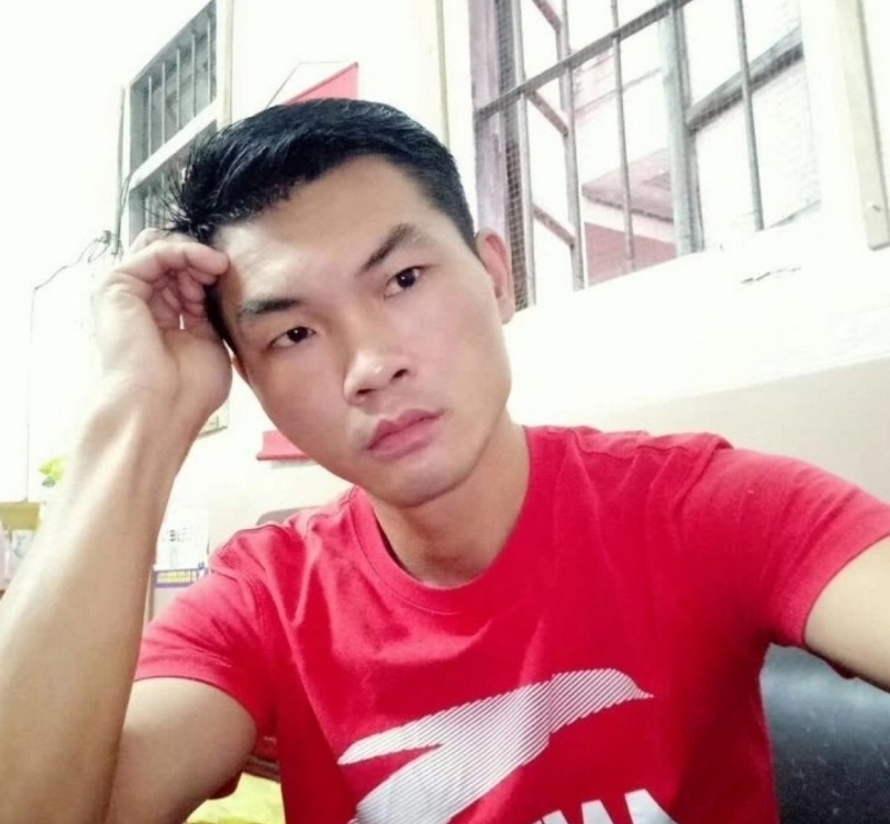 英俊的台灯的第一张照片--长乐交友网