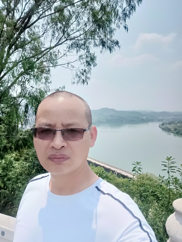 随缘随性的第一张照片--长乐交友网