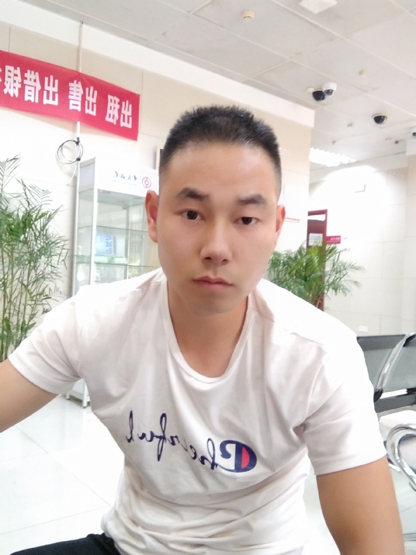 小少的第一张照片--长乐交友网