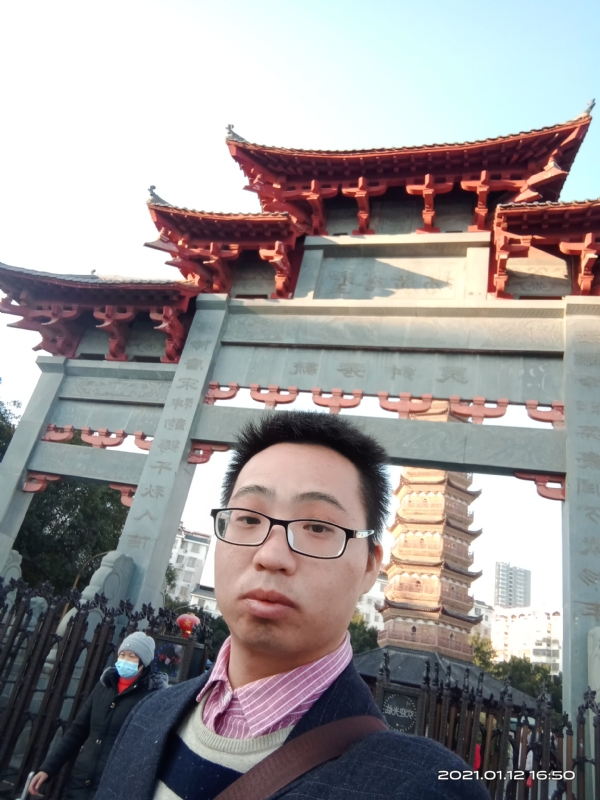 碧血丹心的第一张照片--长乐交友网