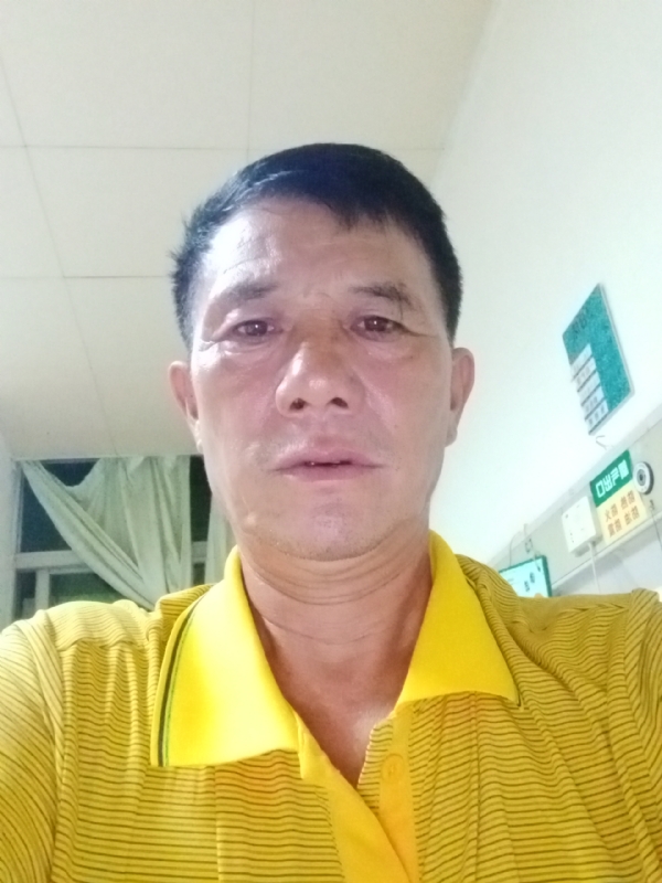 打工人的第一张照片--长乐交友网