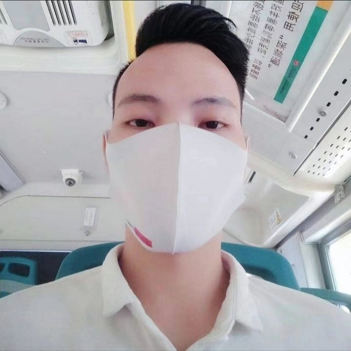 摆渡者的第一张照片--长乐交友网