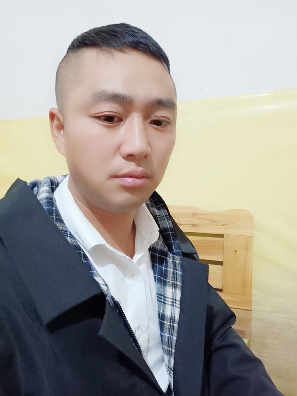 小天的第一张照片--长乐交友网