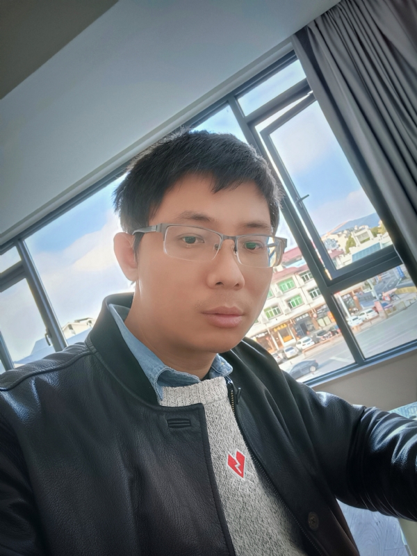 也许只是缺少一个拥抱的第二张照片--长乐交友网