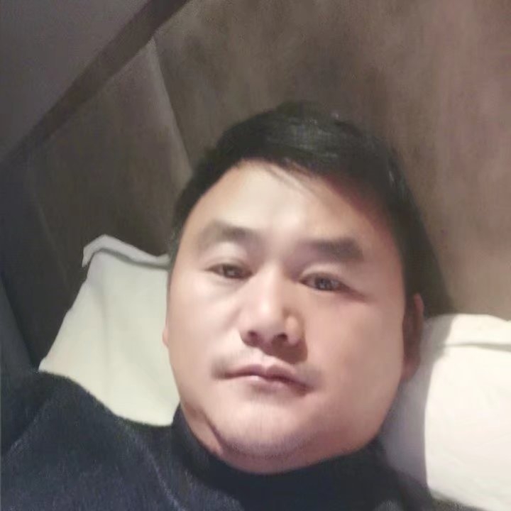 奔跑的第四张照片--长乐交友网