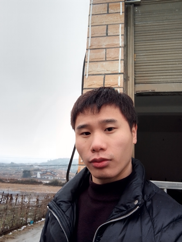 银色的羽翼的第一张照片--长乐交友网