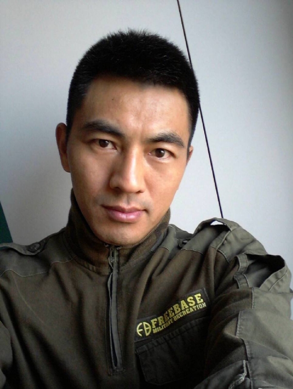 鐵血柔情的第一张照片--长乐交友网