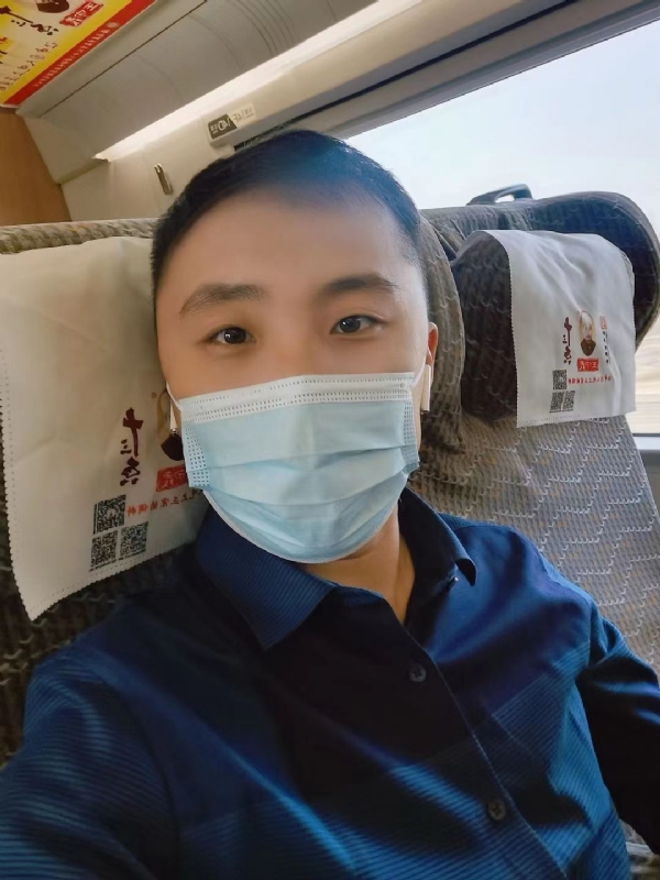 孤独的小屁猪的第二张照片--长乐交友网
