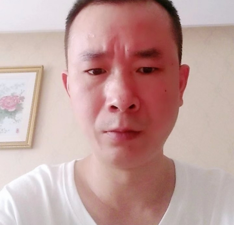 自由飞翔的第一张照片--长乐交友网
