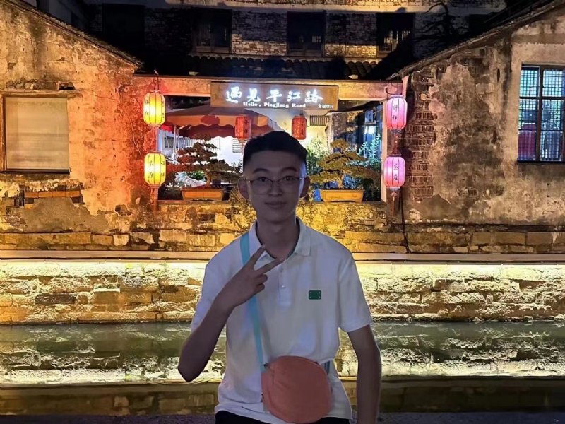 李四的第一张照片--长乐交友网