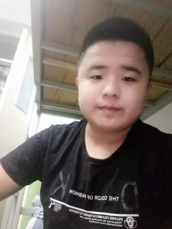 打小就爱淘气的第一张照片--长乐交友网