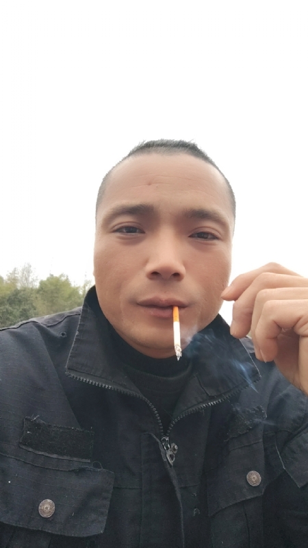 伯爵的第一张照片--长乐交友网