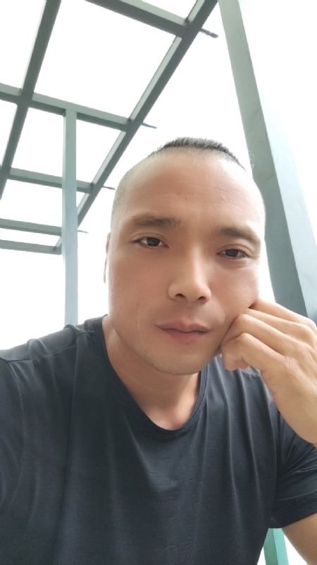伯爵的第三张照片--长乐交友网