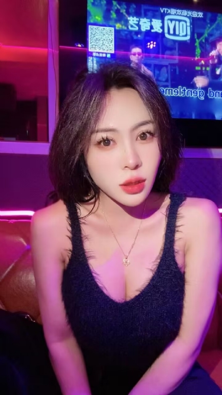 素素可月的第一张照片--长乐交友网