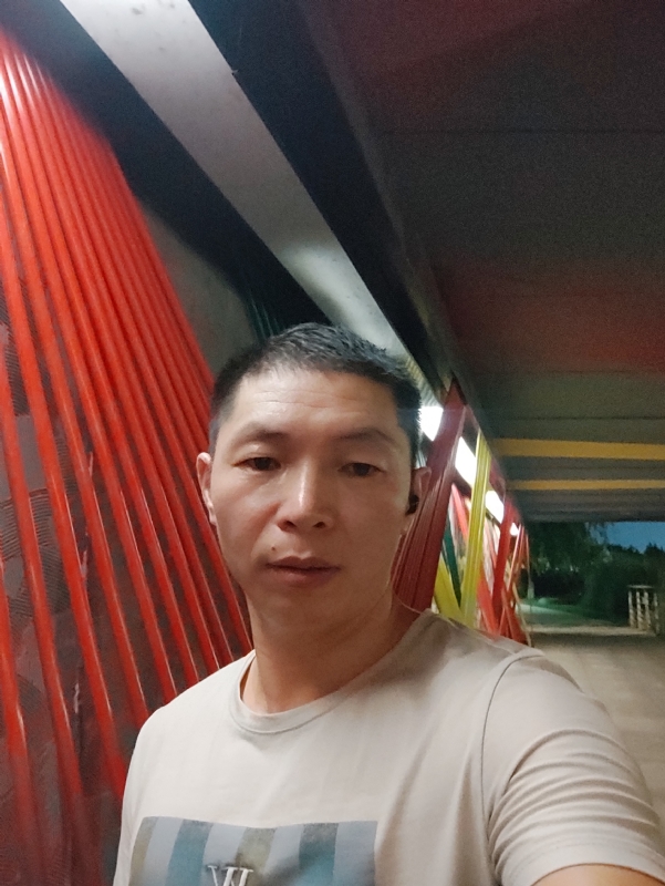 夜猫的第一张照片--长乐交友网
