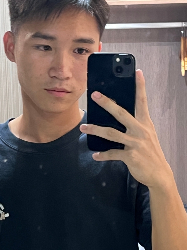 画家的第二张照片--长乐交友网