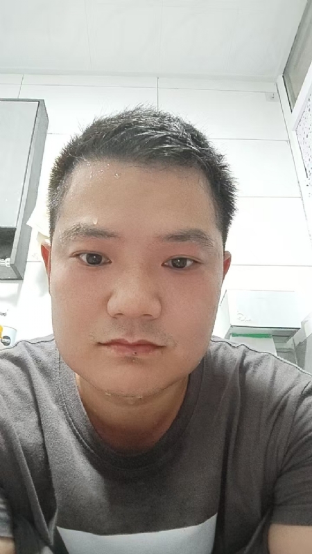 皓月当空的第一张照片--长乐交友网