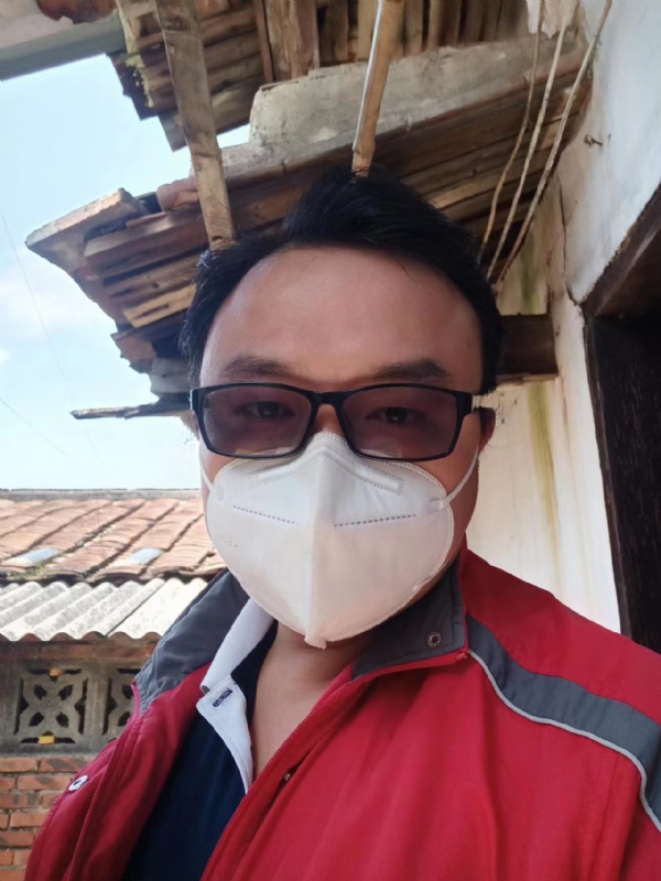 如影随形的第一张照片--长乐交友网