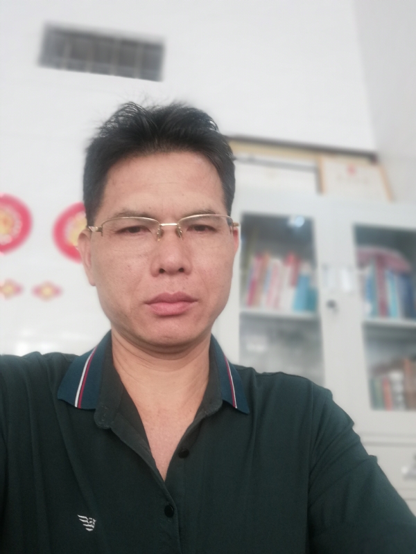 后视镜的第一张照片--长乐交友网