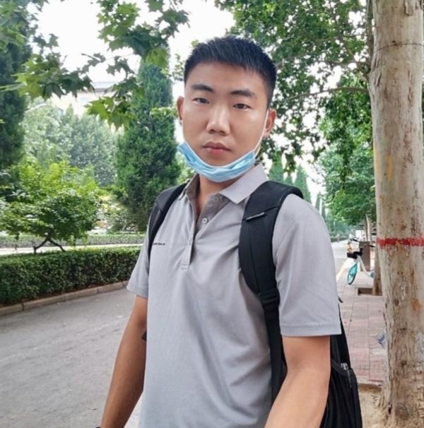 90年男征婚的第一张照片--长乐交友网