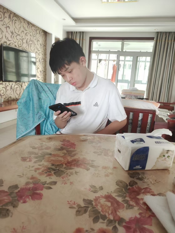 铁在烧的第一张照片--长乐交友网