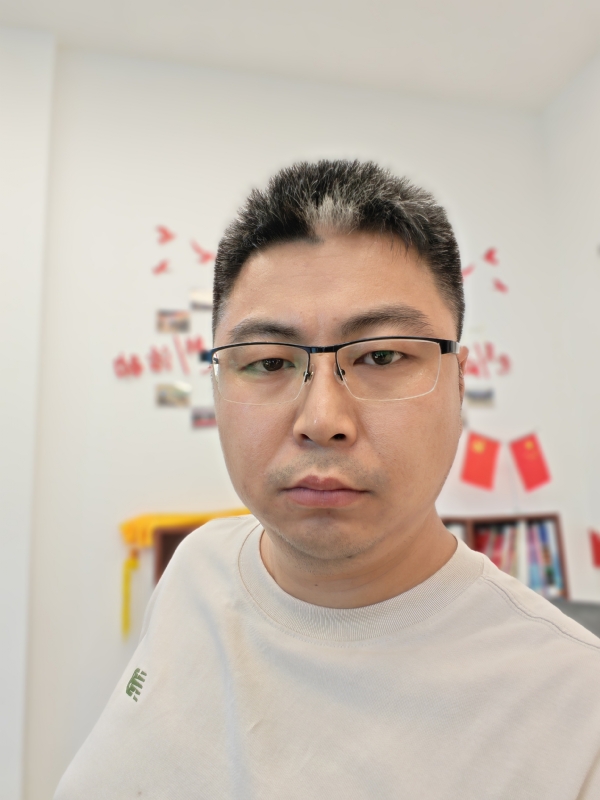 苦海寻舟的第一张照片--长乐交友网